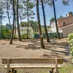 Awesome In With Heated Swimming Pool Feriehus *