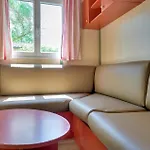 Feriehus Awesome In With Heated Swimming Pool La Faute-sur-Mer