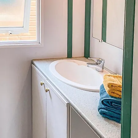 Cozy Home In La Faute-Sur-Mer Ferienhaus *